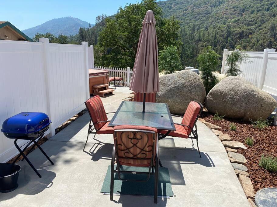 Eagle Nest River Views Hot Tub Games Sleeps 6 Ahwahnee Bagian luar foto